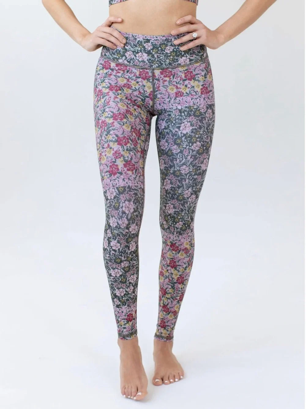 Savvy Floral Print Seamless Sports Bra & Legging Set - Pink Green S-M